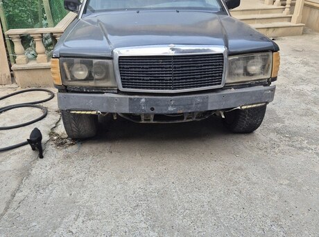 Mercedes 190 1991