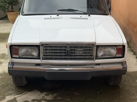 LADA (VAZ) 2107 2003