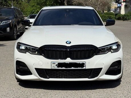 BMW 330 2021