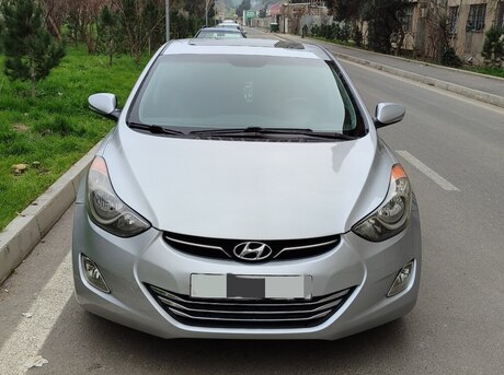 Hyundai Elantra 2013