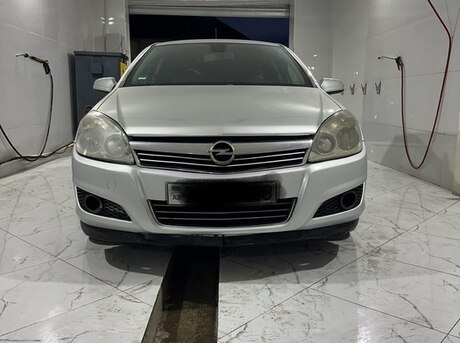 Opel Astra 2008