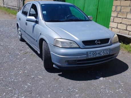 Opel Astra 2001