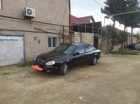 Daewoo Leganza 1999