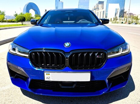 BMW M5 2021