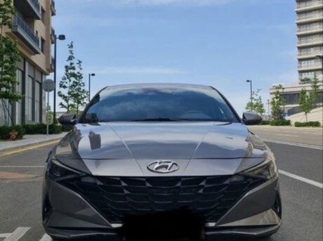 Hyundai Elantra 2021