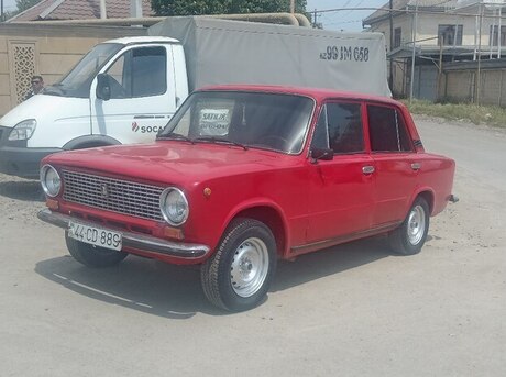 LADA (VAZ) 21011 1982