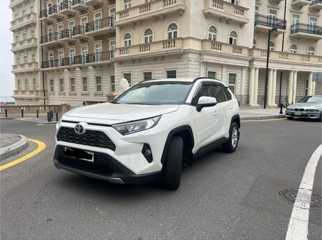 Toyota RAV4 2019