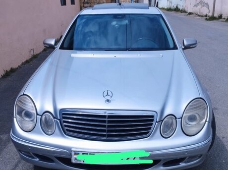 Mercedes E 270 2004