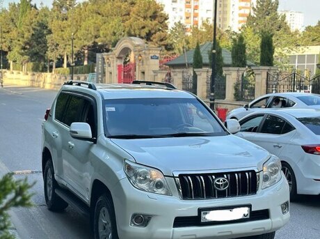 Toyota Land Cruiser Prado 2012