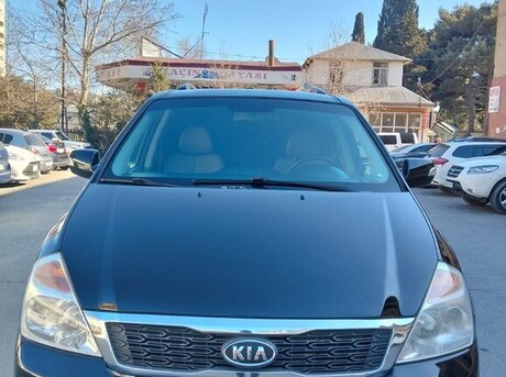 Kia Carnival 2011