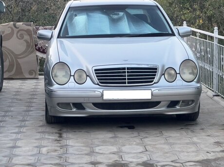 Mercedes E 270 2001