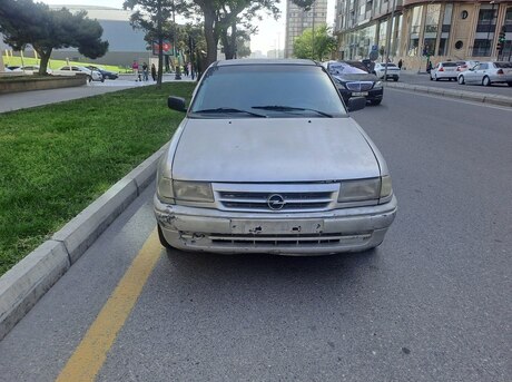 Opel Astra 1993