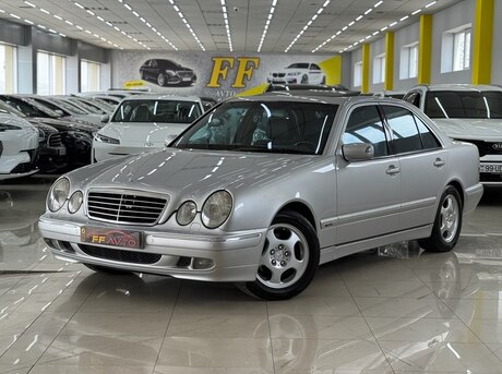 Mercedes E 240 2000