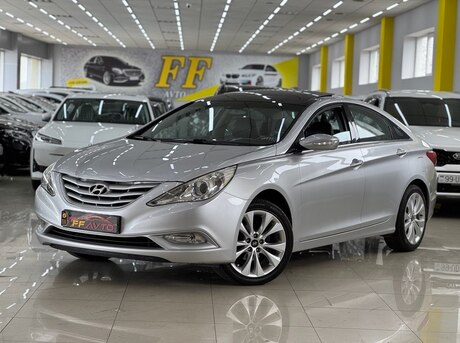 Hyundai Sonata 2011