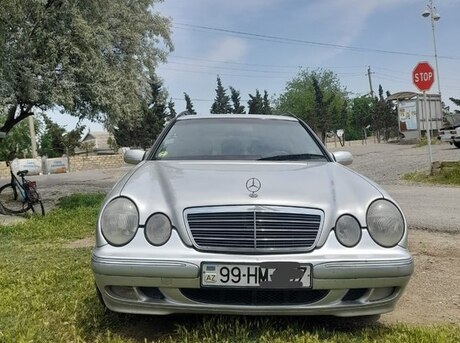 Mercedes E 220 d 2002