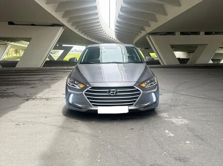 Hyundai Elantra 2017