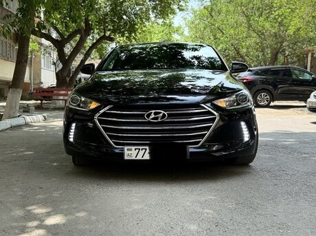 Hyundai Elantra 2017