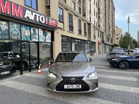 Lexus ES 300h 2023