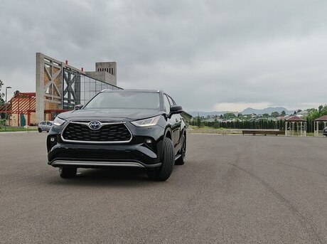 Toyota Highlander 2024