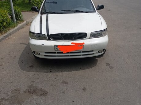 Daewoo Nubira 1998