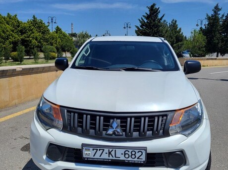 Mitsubishi L200 2016