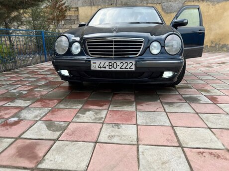 Mercedes E 270 2000