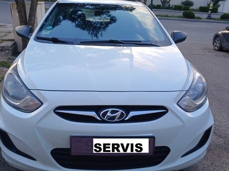 Hyundai Accent 2012