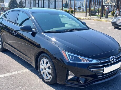 Hyundai Elantra 2019