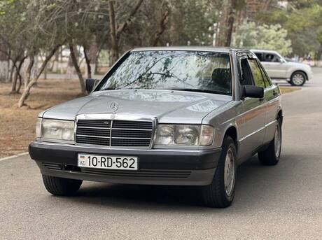 Mercedes 190 1990