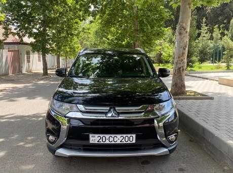 Mitsubishi Outlander 2016