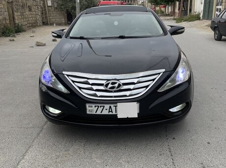 Hyundai Sonata 2010
