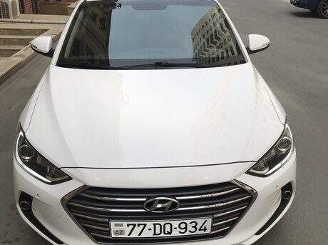 Hyundai Avante 2015