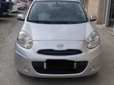 Nissan March 2011