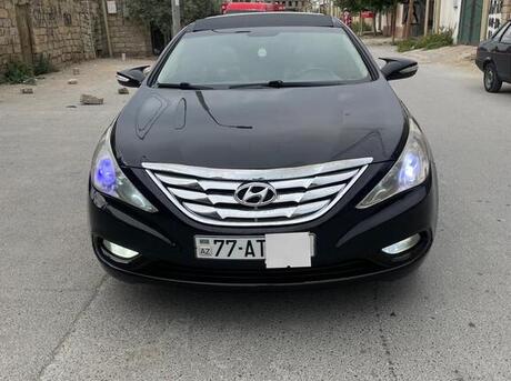 Hyundai Sonata 2010