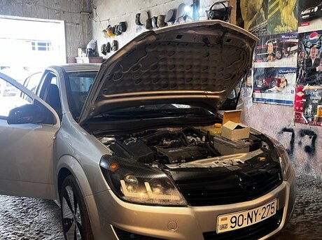 Opel Astra 2009