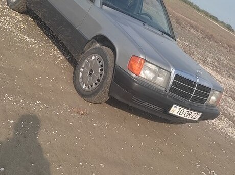 Mercedes 190 1992
