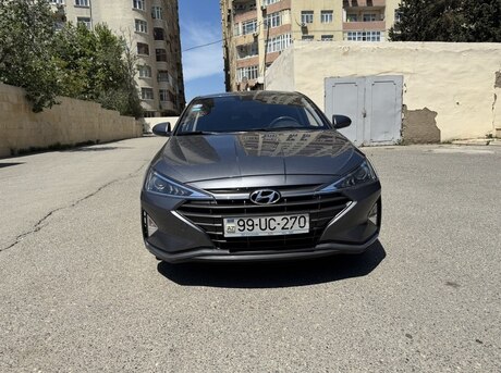 Hyundai Elantra 2019