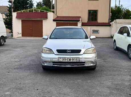 Opel Astra 2000