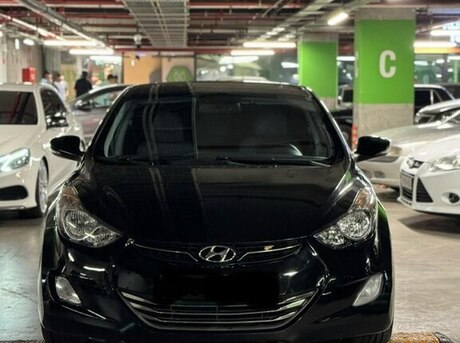 Hyundai Elantra 2013