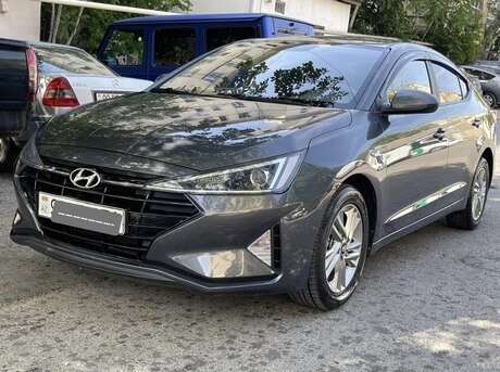 Hyundai Elantra 2018
