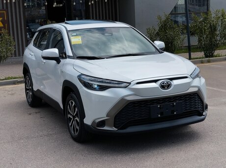 Toyota  2025