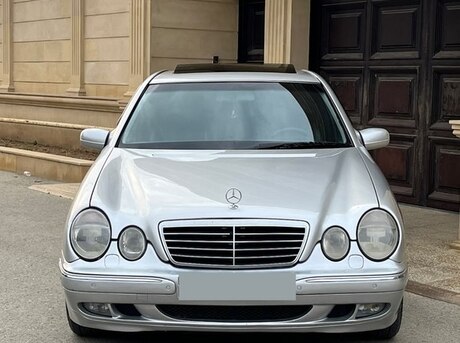 Mercedes E 240 2000