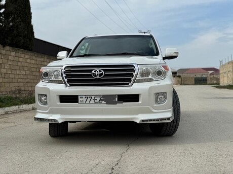 Toyota Land Cruiser 2013