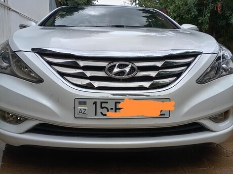 Hyundai Sonata 2010
