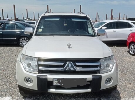 Mitsubishi Pajero 2008