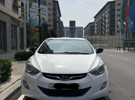 Hyundai Elantra 2012