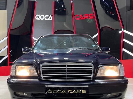 Mercedes C 200