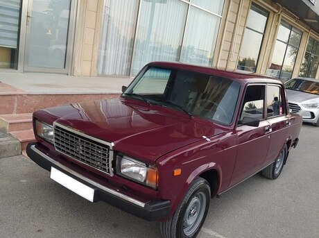 LADA (VAZ) 2107 2004