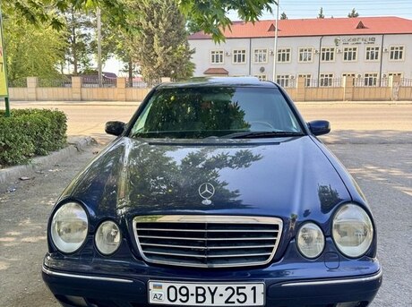 Mercedes E 240 1999