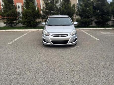 Hyundai Accent 2014